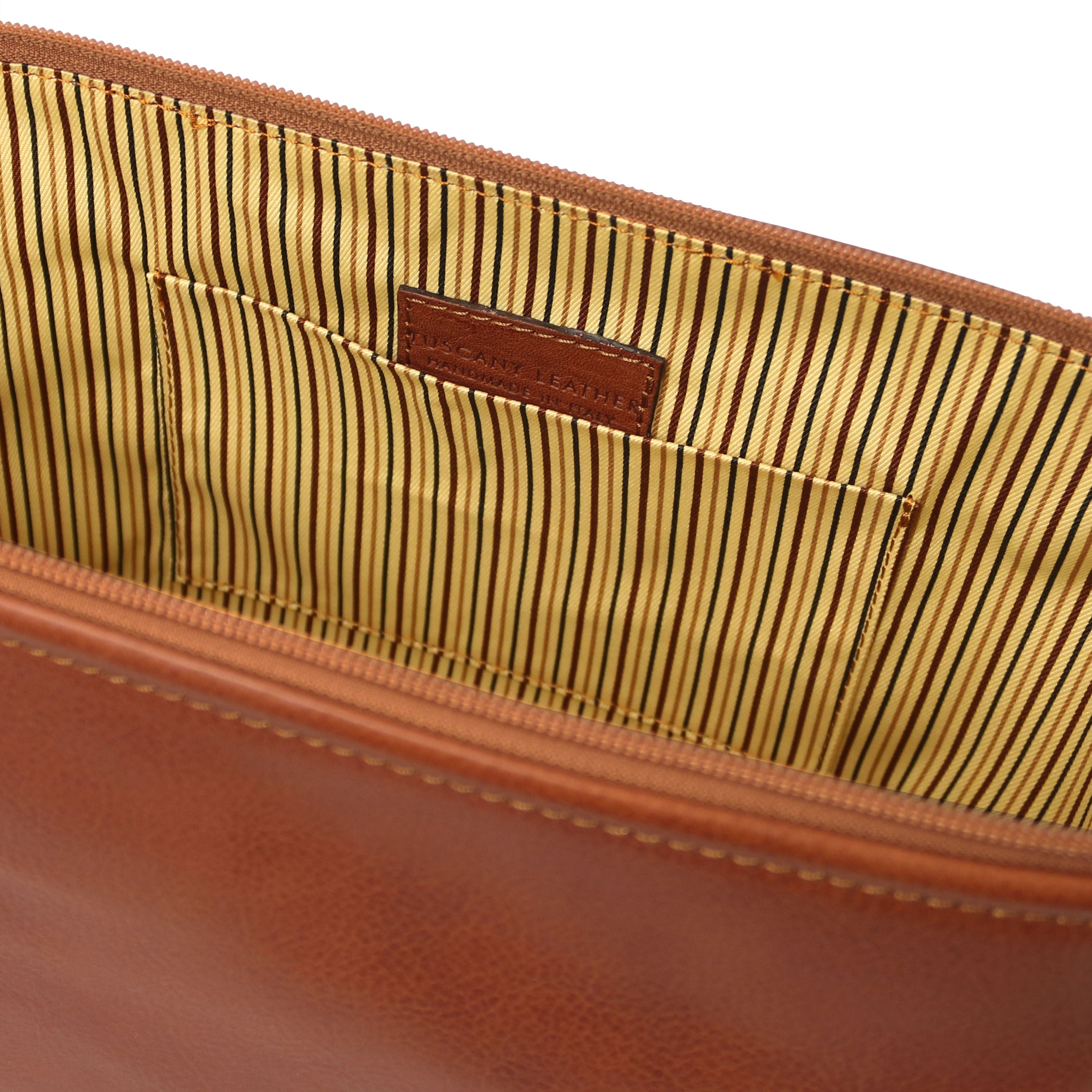 Tuscany Leather toilettassen Smarty L TL141219 Natural binnenkant