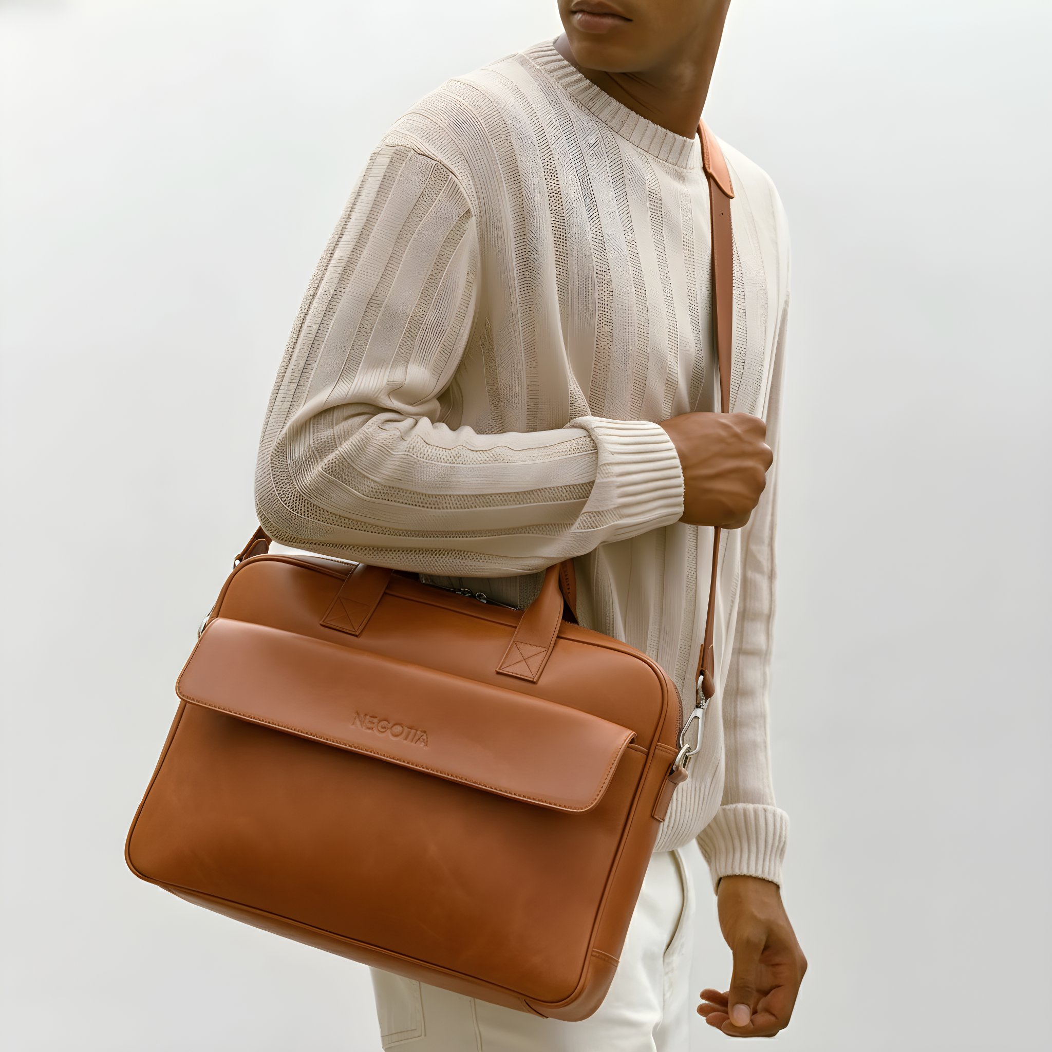 Negotia Orden Laptoptas Cognac