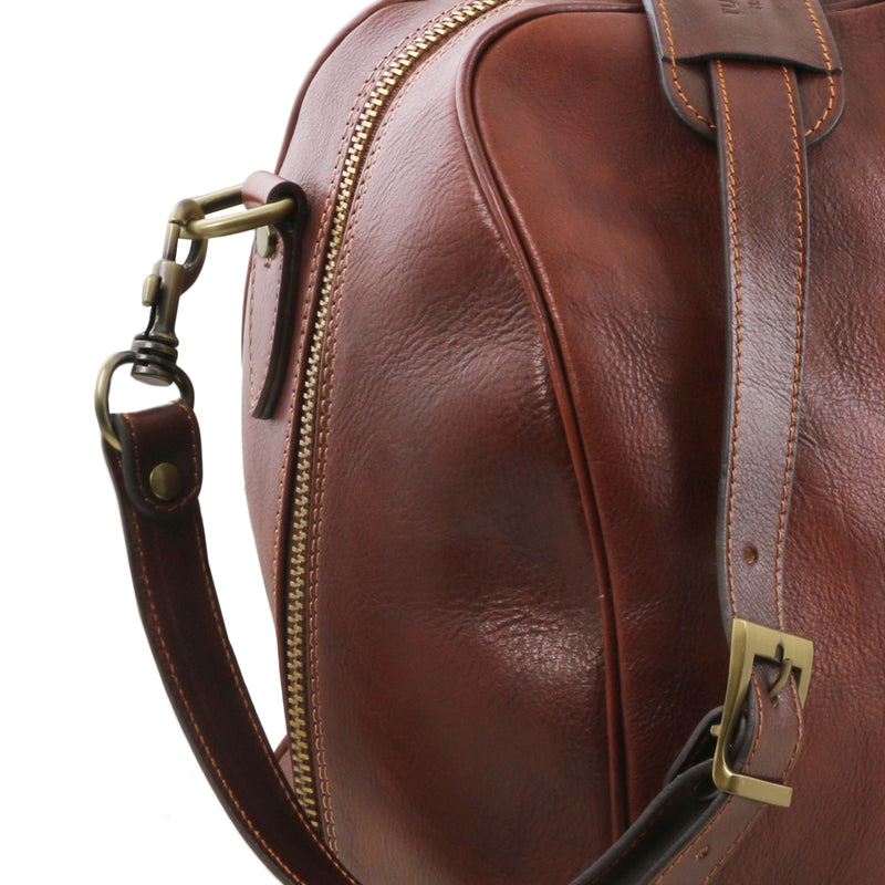 Tuscany Leather reistas Lisbona groot formaat bruin schouderband